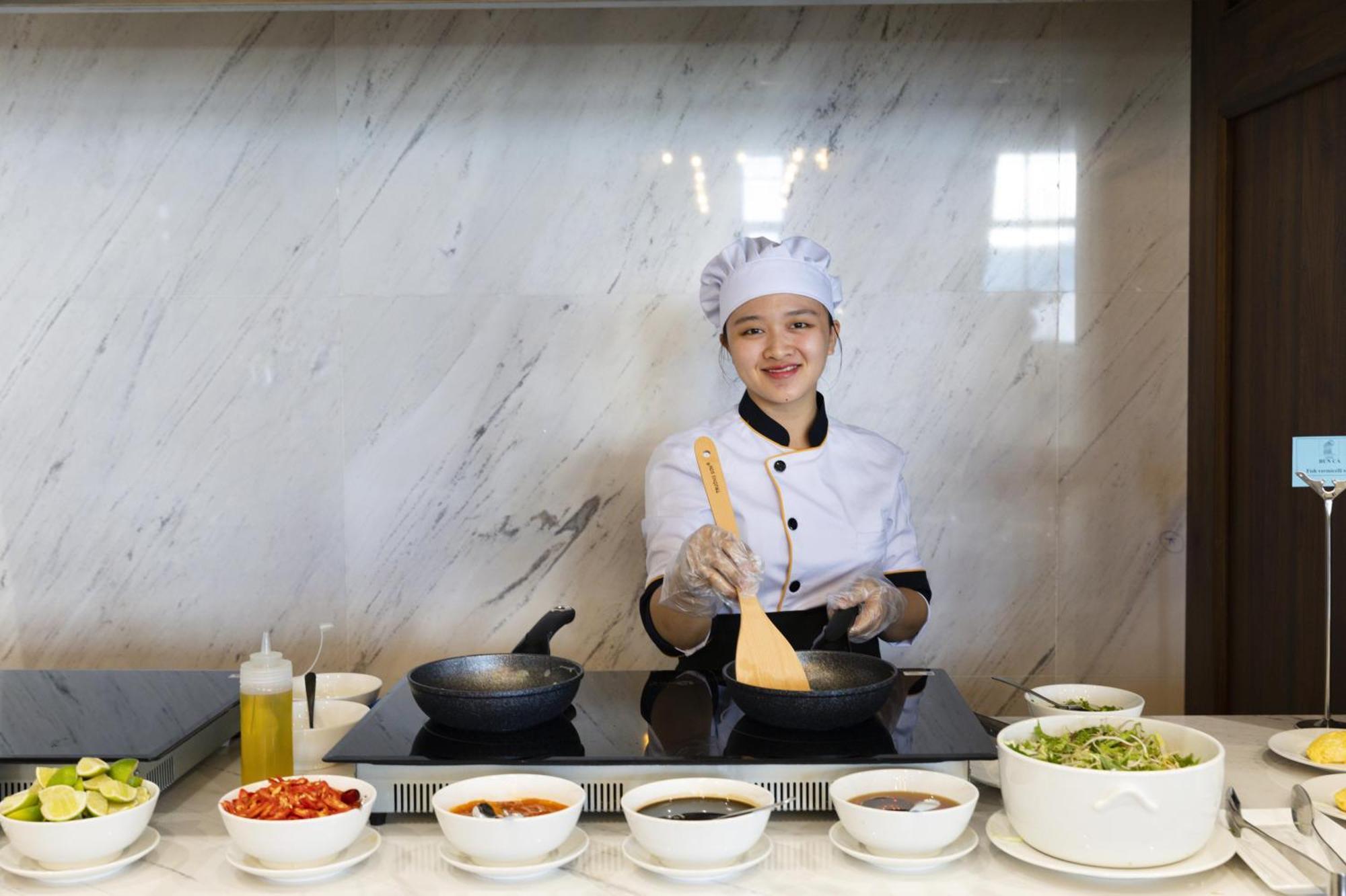 Daphovina Hotel 芽庄 外观 照片
