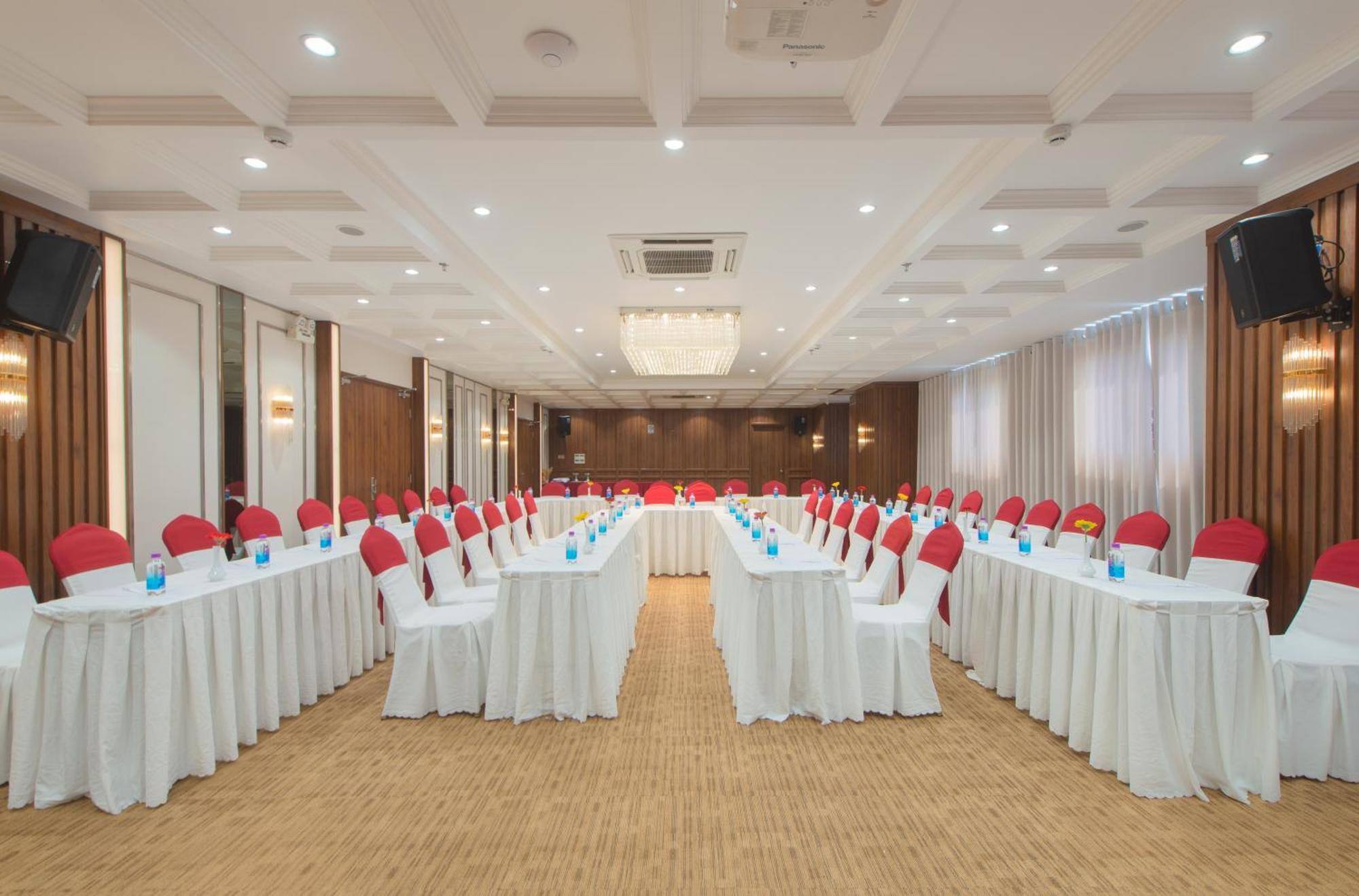 Daphovina Hotel 芽庄 外观 照片