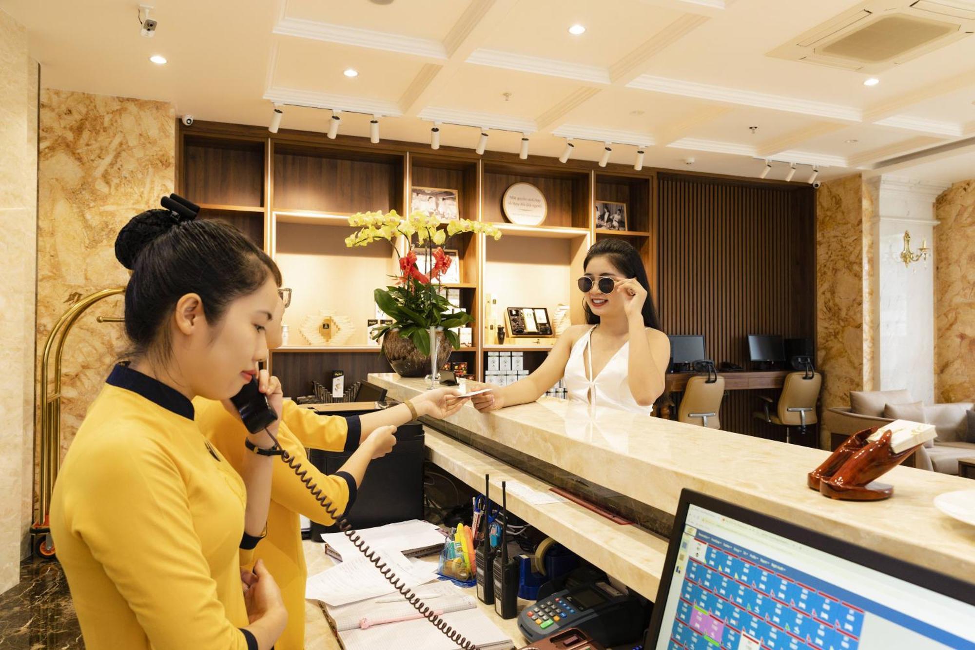 Daphovina Hotel 芽庄 外观 照片