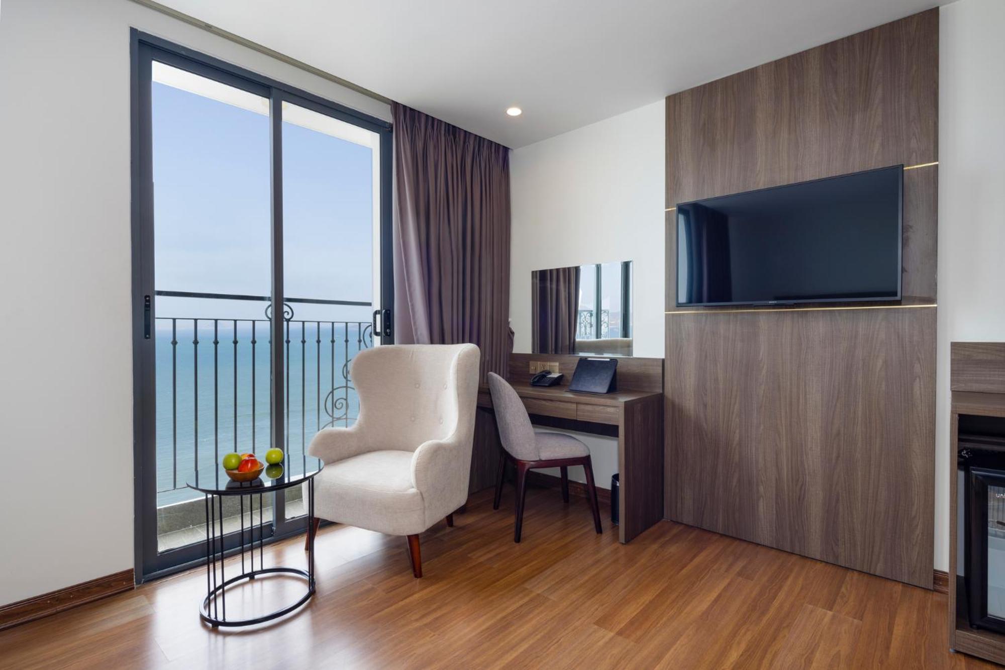 Daphovina Hotel 芽庄 外观 照片