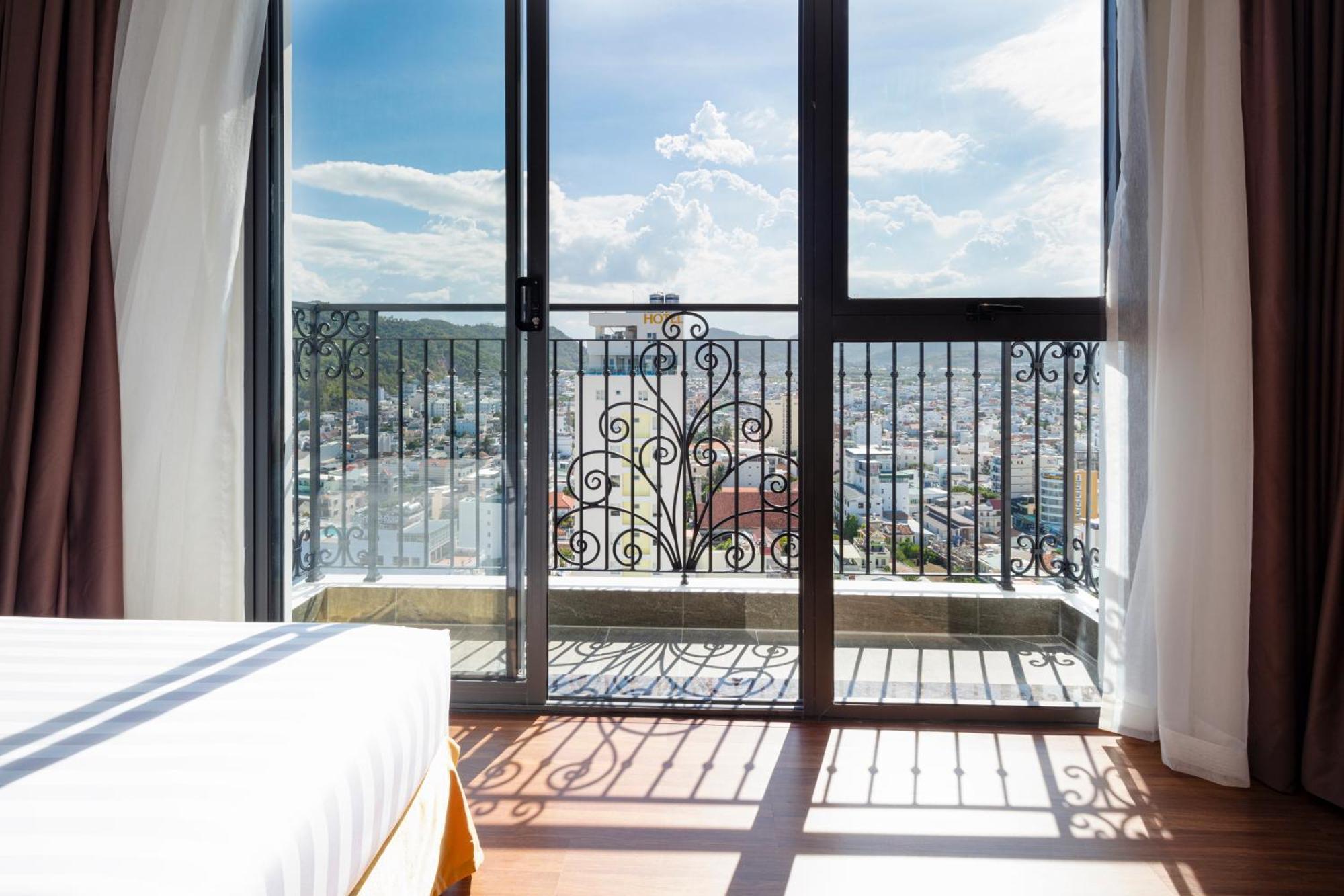 Daphovina Hotel 芽庄 外观 照片